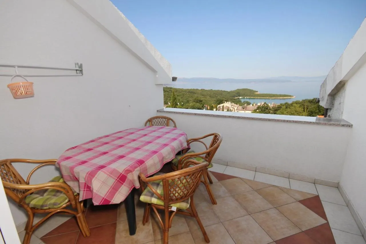 Apartments And Rooms With Parking Space Njivice, Krk - 5458 3*, Njivice