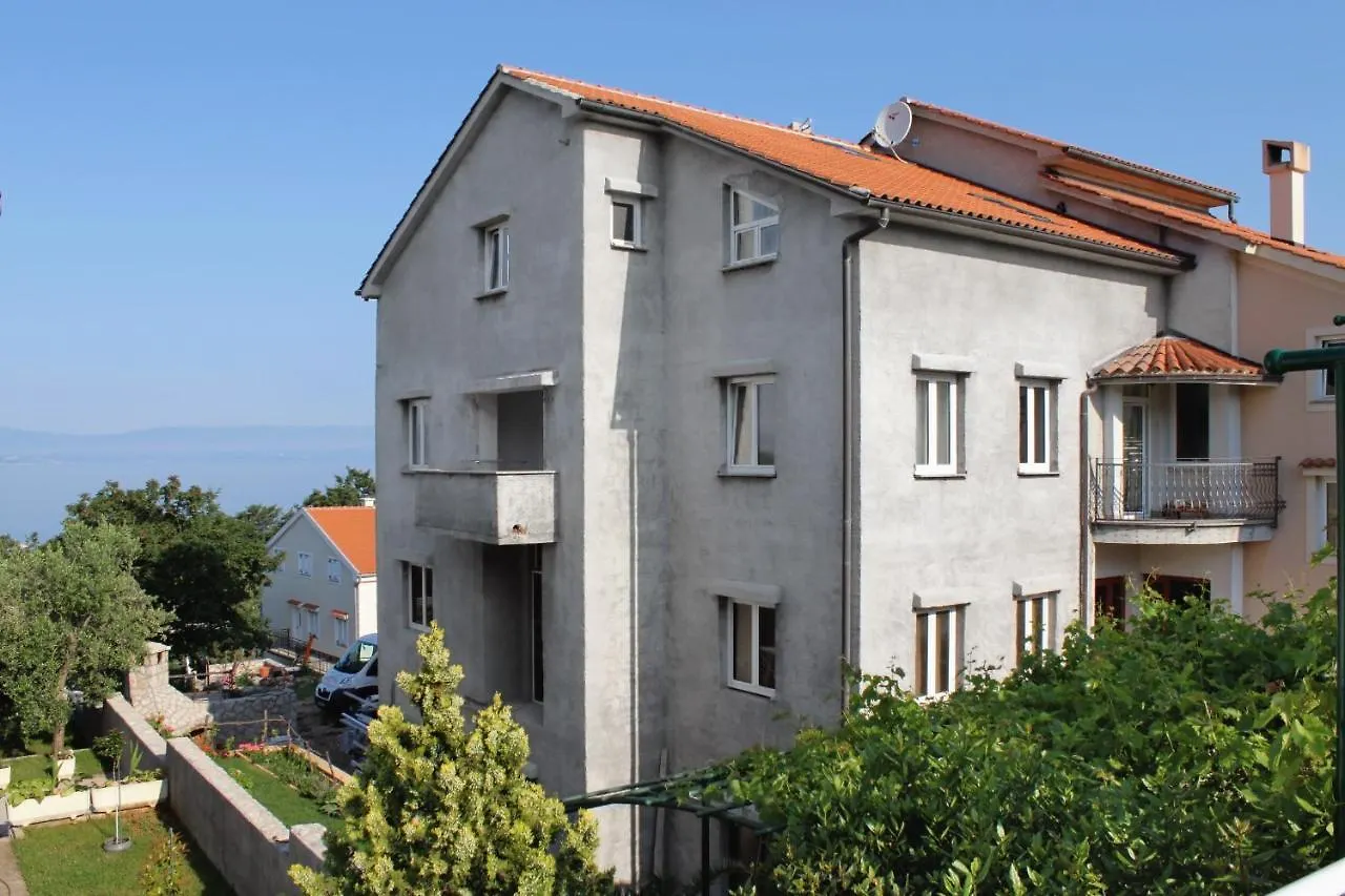 Apartments And Rooms With Parking Space Njivice, Krk - 5458